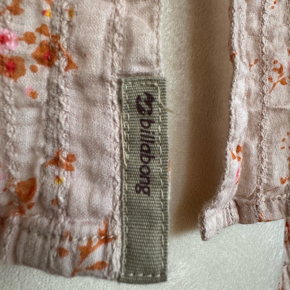 Billabong Lightweight Button Down Long Sleeve Top - image 4